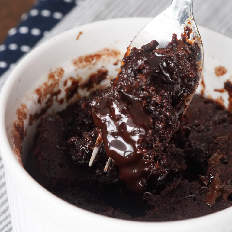 Molten Lava Chocolate Mug Cake